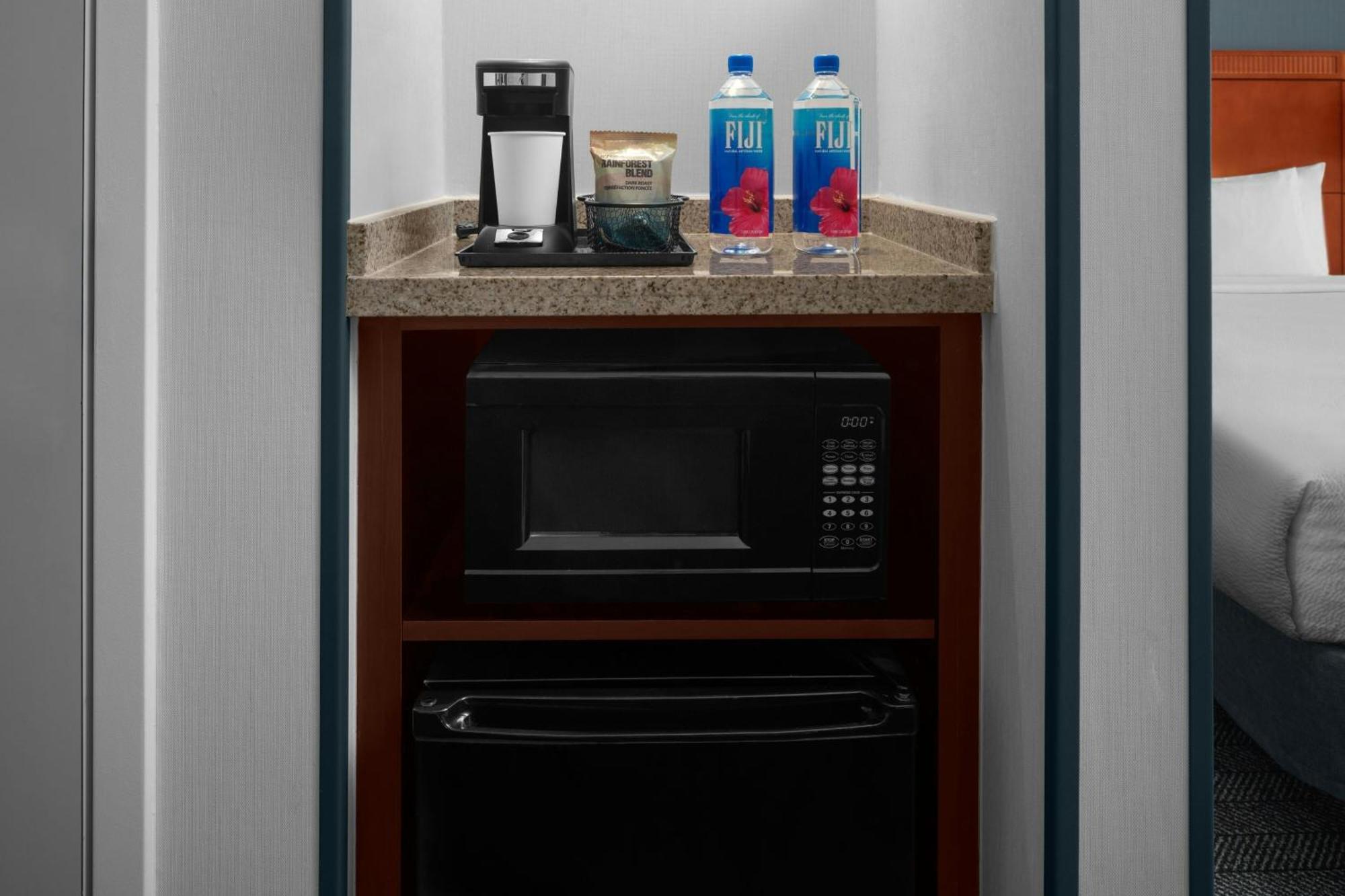 คอร์ตยาร์ด ซานตาแคลริตา วาเลนเซีย Hotel ภายนอก รูปภาพ